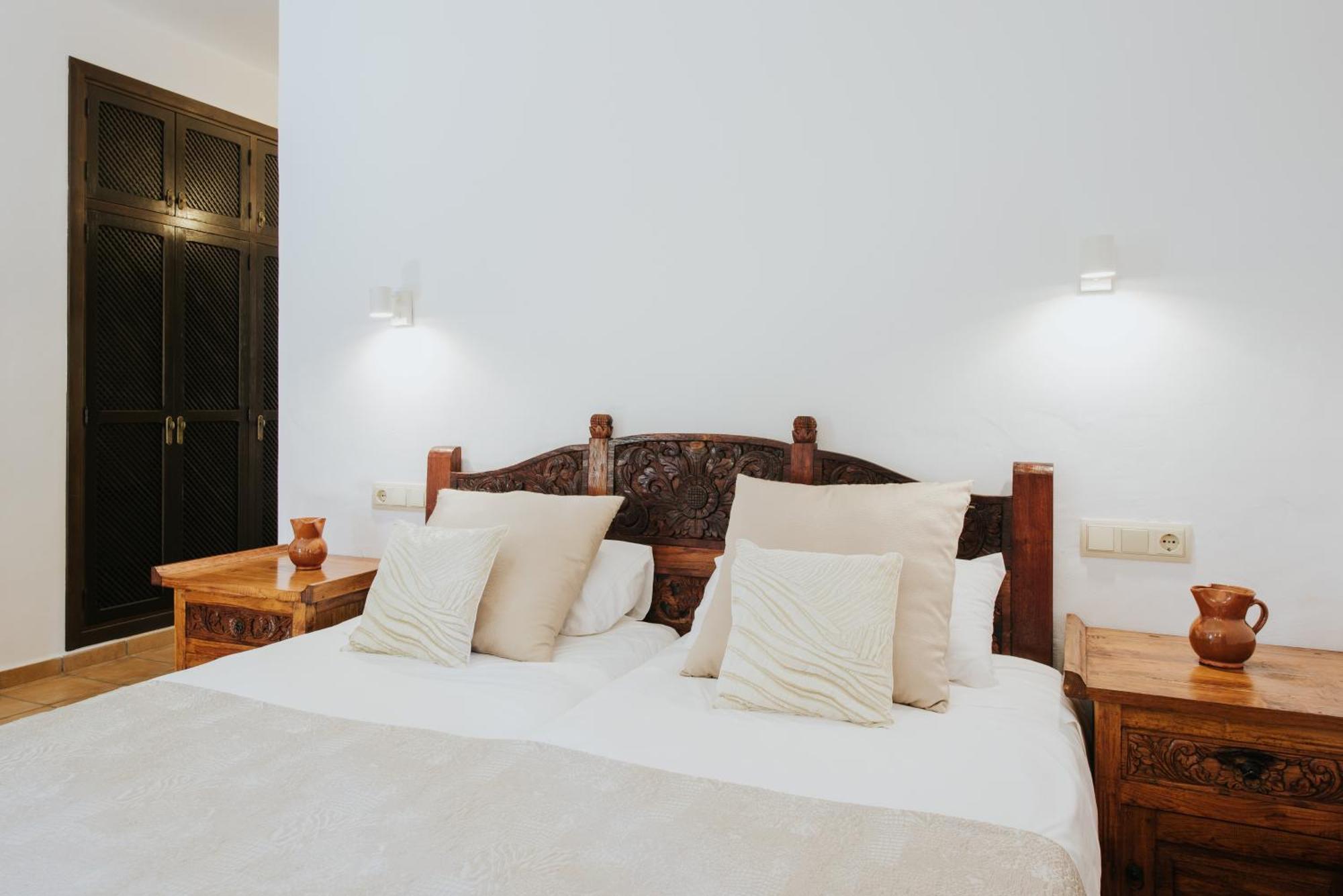 Villa & Guesthouse Paissa D'En Bernat Кала-Таріда Екстер'єр фото