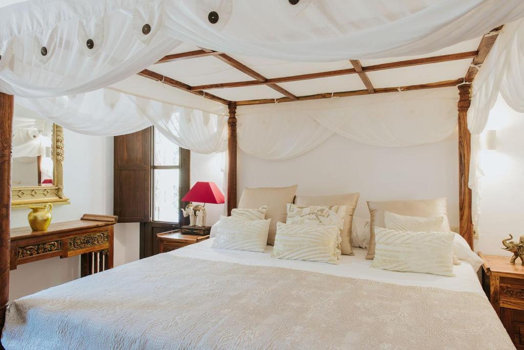 Villa & Guesthouse Paissa D'En Bernat Кала-Таріда Екстер'єр фото